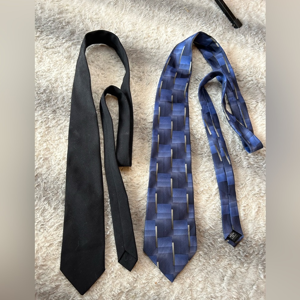 Ties set of 2